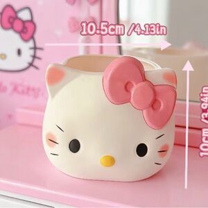 Hello Kitty Pink Bow Makeup Brush Holder